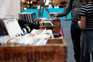 Parhaimmat kirppislöydöt voivat olla musiikkia.